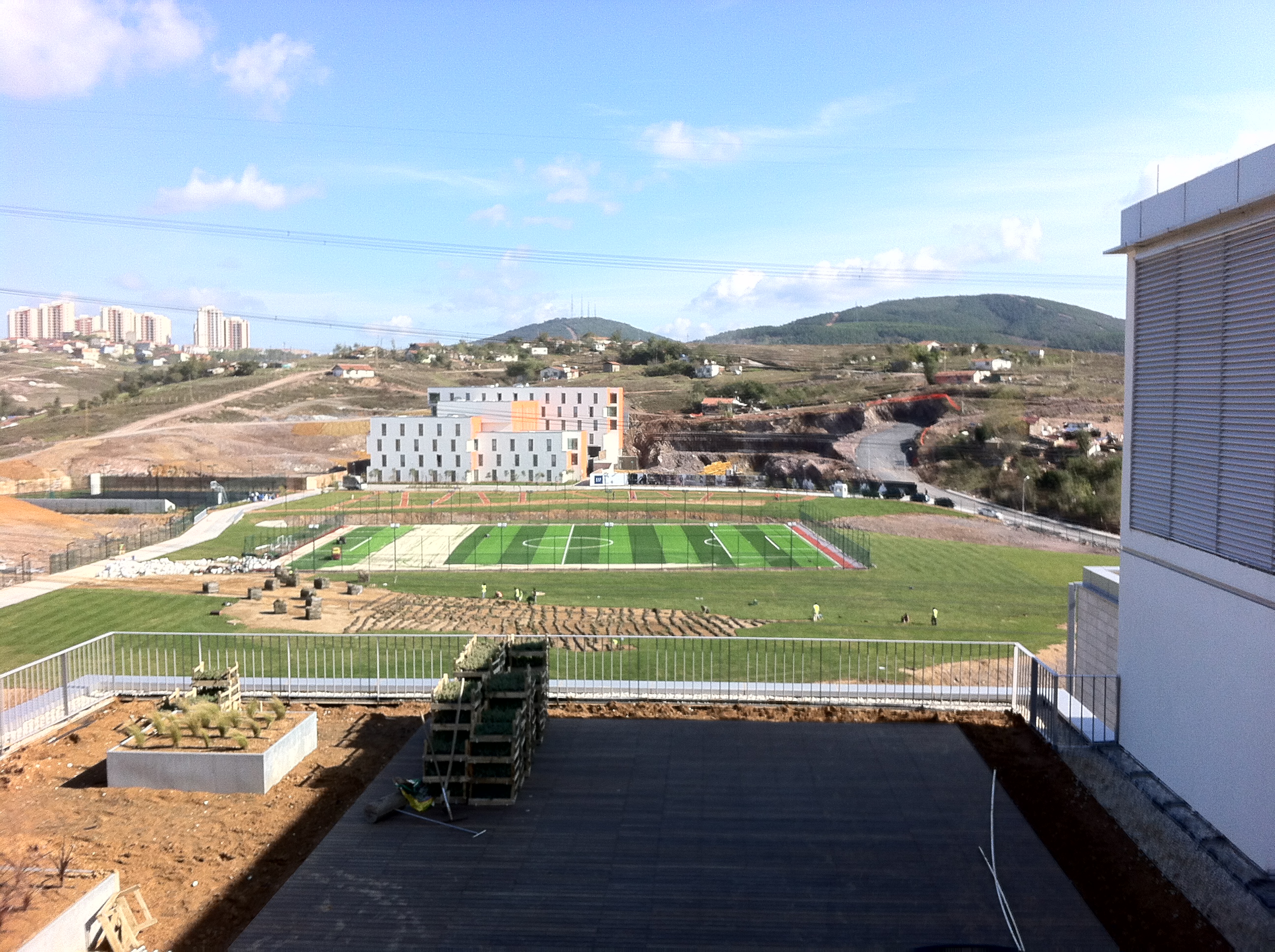 ÖZYEĞİN ÜNİVERSİTESİ ÇEKMEKÖY KAMPÜSÜ